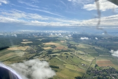 33A2AEDD-6955-4AF8-8BC3-CE3A33DC6529_1_201_a