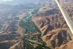 Lady Bush Pilot - African Tour - Flap 4