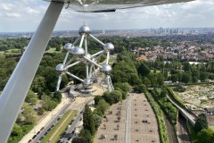 06_10-Atomium