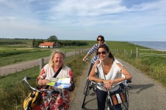 Lady Bush Pilot - Neighbors Trip