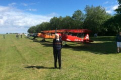 Lady Bush Pilot - Neighbors Trip